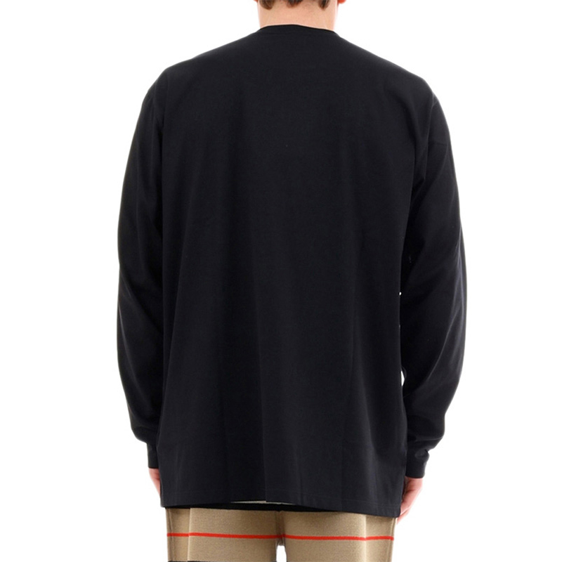 Shop Burberry Crewneck Pullover Lengan Panjang Kaos Hitam ID: 1233696 45586611