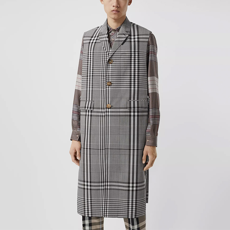 Lookbook Burberry Mantel Wol Tanpa Lengan Coklat Gelap Motif Kotak 45652141