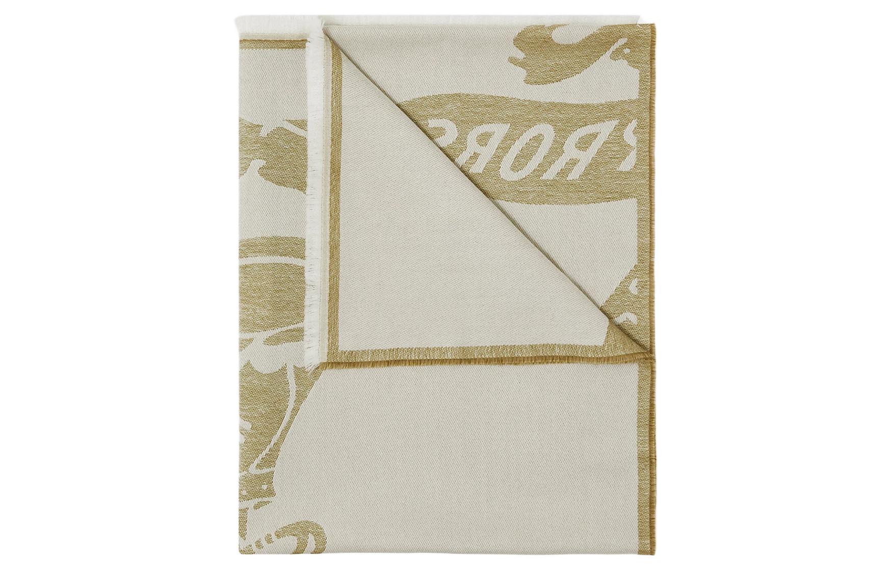 Lookbook 버버리 EKD 자수 니트 스카프 그린 - 유니섹스 커플 스타일. 80832951