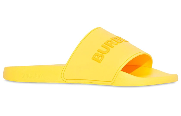 Lookbook Selipar Kuning Burberry Logo Timbul 80436901