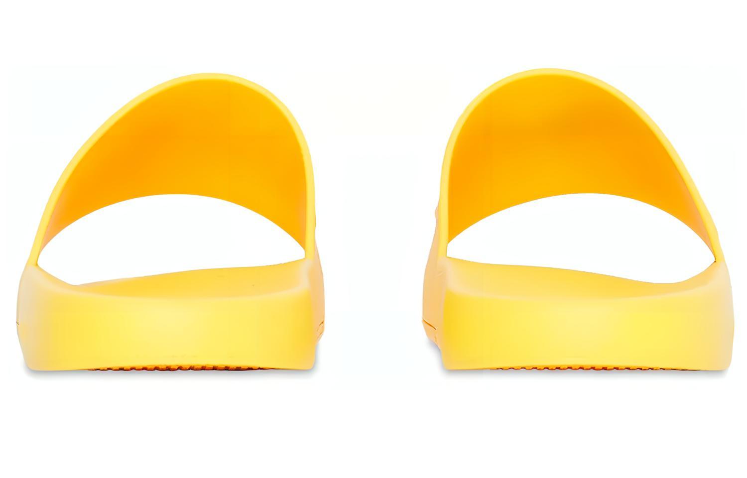 Shop Selipar Kuning Burberry Logo Timbul 80436901