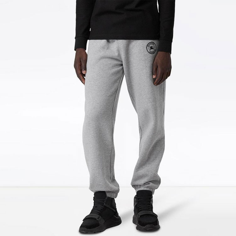 Shop Burberry 刺繡標誌抓毛運動長褲 灰色 80040221