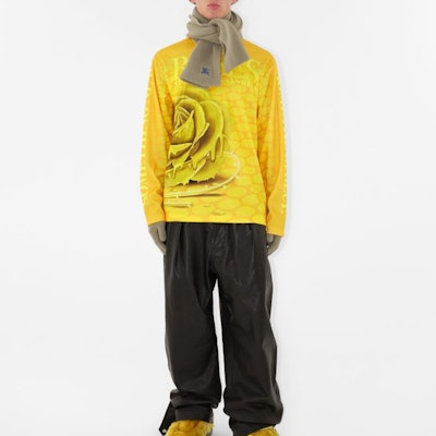 Burberry 馬術騎士刺繡羊毛圍巾 棕色 情侶款 男女適用 80857721 Purchase Burberry 馬術騎士刺繡羊毛圍巾 棕色 情侶款 男女適用 80857721