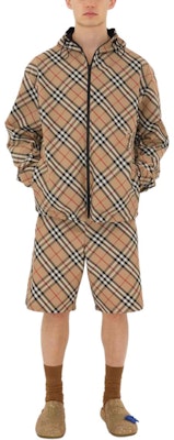 Chaqueta Reversible Burberry Logo Ecuestre Beige para Hombre. 80872191 Details for Chaqueta Reversible Burberry Logo Ecuestre Beige para Hombre. 80872191