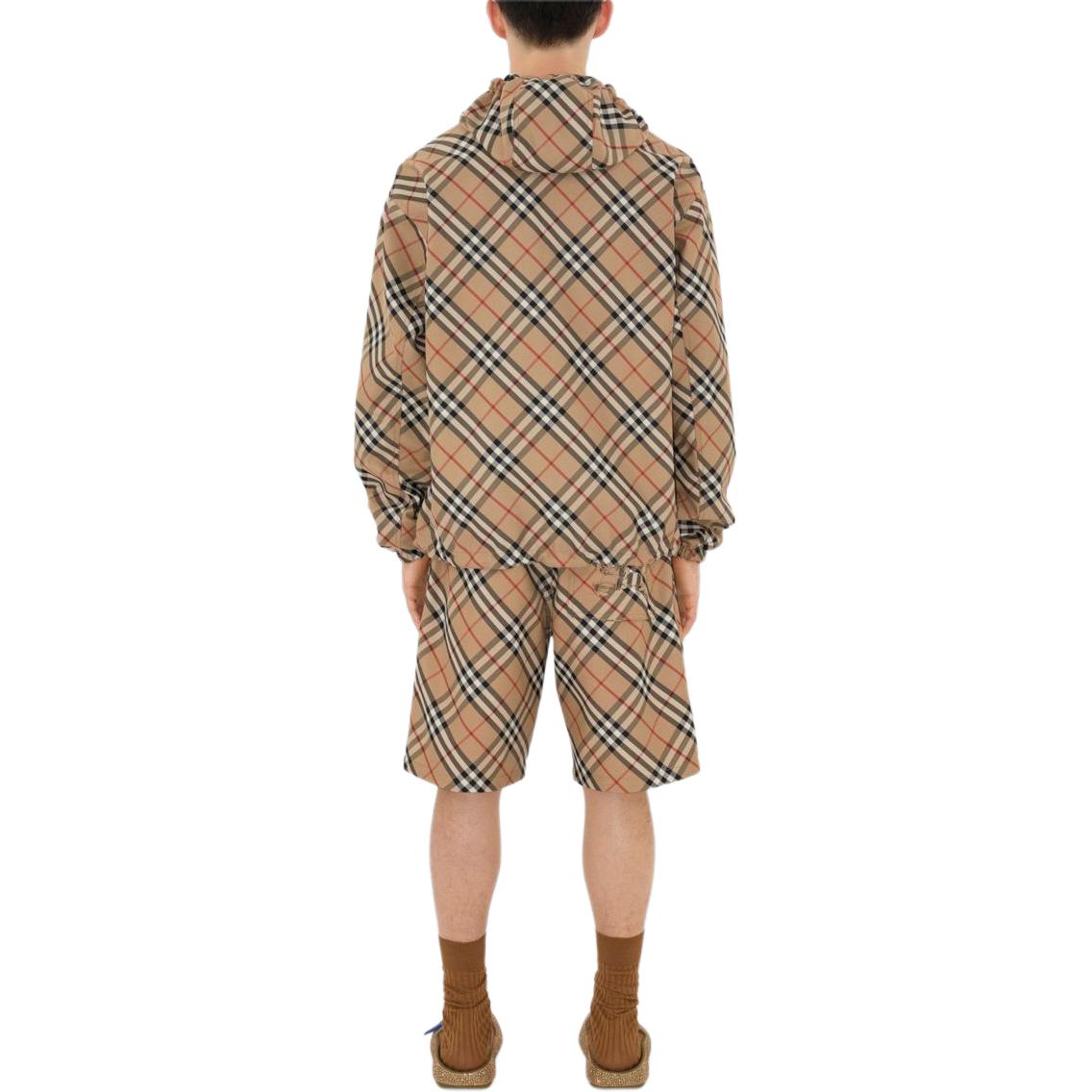 Sizing Chaqueta Reversible Burberry Logo Ecuestre Beige para Hombre. 80872191