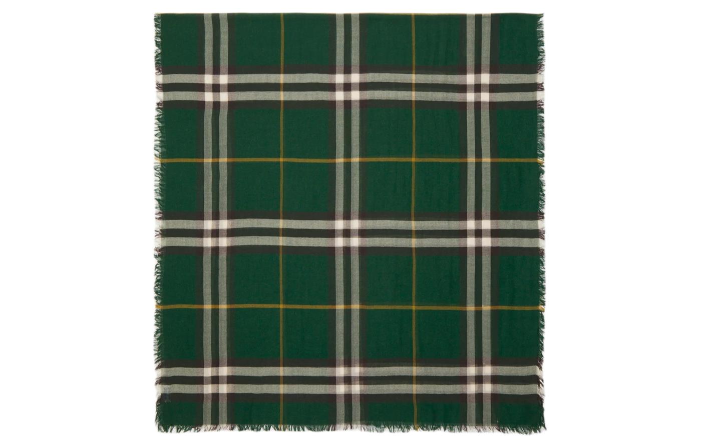 Burberry Fringe Design Wool Scarf Unisex Couple Style Green. 80800961
