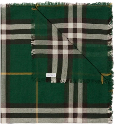 Burberry 流蘇設計羊毛圍巾 情侶款 綠色款式 80800961 Shop Burberry 流蘇設計羊毛圍巾 情侶款 綠色款式 80800961
