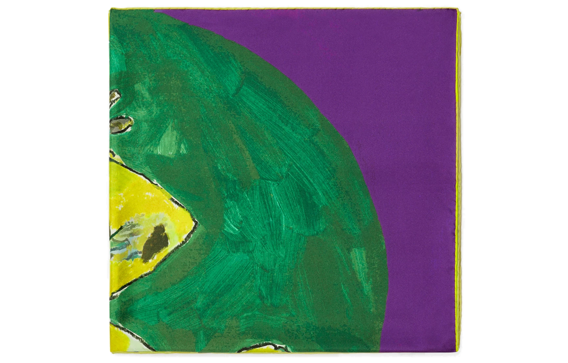 Shop Burberry 青蛙圖案絲巾男女情侶款 - 多色選擇 80798721