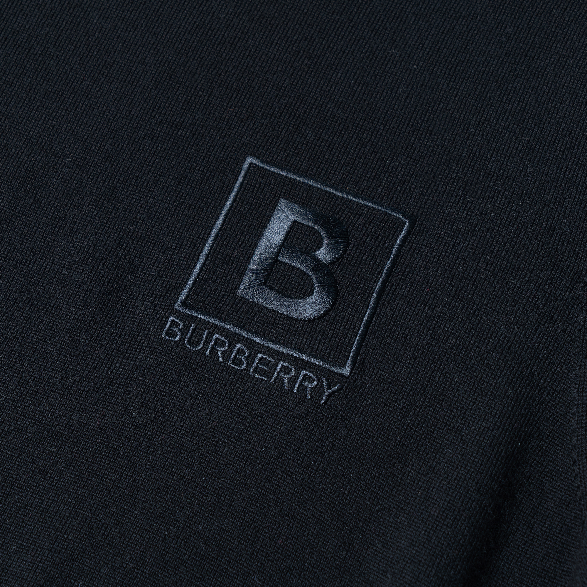 Burberry FW22  Black Embroidered Logo Crewneck Sweater. 80616731 圖 5