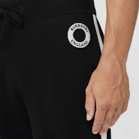 Sizing Burberry FW22 Black Logo Sweatpants with Elastic Waistband. 80587601