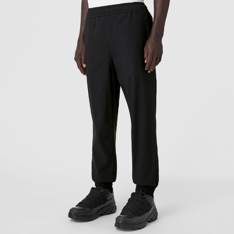 Purchase Burberry FW22 Celana Hitam Longgar Straight Casual dengan Logo. 80640761