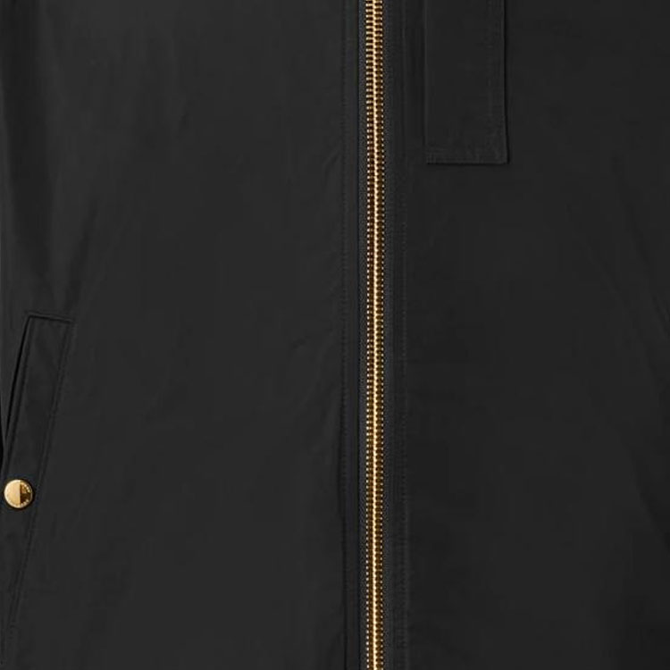 Sizing Burberry FW22  Black Solid Color Zip-Up Bomber Jacket. 80616491