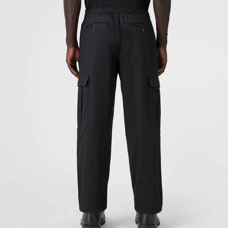 Shop Burberry FW22 Celana Hitam Santai Straight-Leg dengan Pinggang Elastis. 80650861