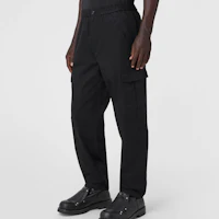 Purchase Burberry 22秋冬黑色直筒休閒褲|彈性腰設計 80650861