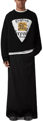 Burberry FW22 Black Triangle Cutout Knit Sweater Long Sleeve Pullover 80609391 Lookbook Burberry FW22 Black Triangle Cutout Knit Sweater Long Sleeve Pullover 80609391