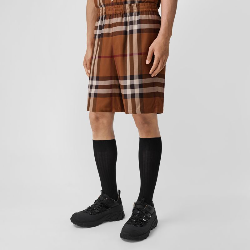 Burberry FW22  Brown Plaid Casual Straight Shorts. 80522081 圖 5