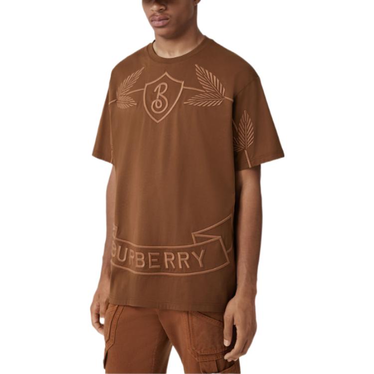 Purchase Camiseta Marrón Burberry FW22 con Logo y Bordado de Hoja de Roble. 80632041