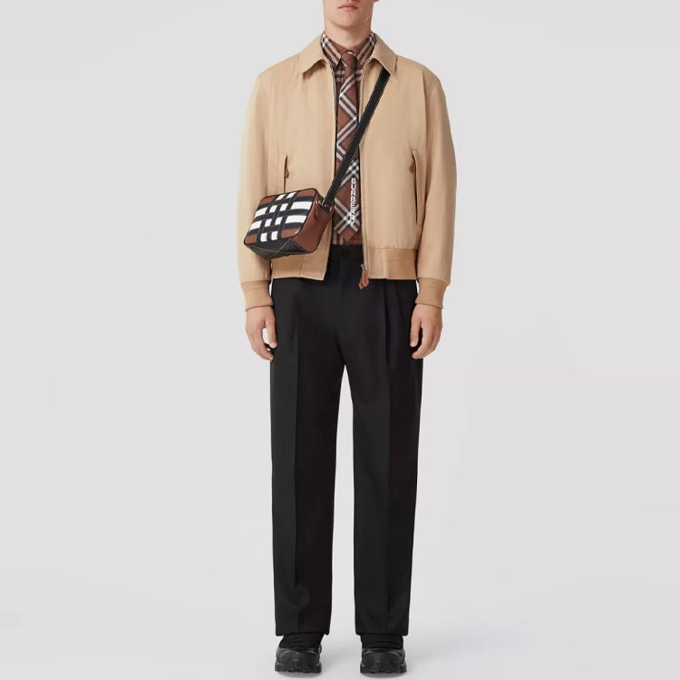 Burberry FW22  Camel Solid Zip-Up Loose Fit Collar Jacket. 80582761 圖 3