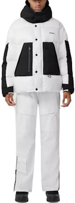 Burberry FW22 Hooded Slim Fit Down Jacket Black White 80606611 Lookbook Burberry FW22 Hooded Slim Fit Down Jacket Black White 80606611