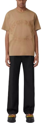 Burberry FW22 Loose Fit Logo Embroidered Crewneck T-Shirt Camel Brown. 80609151 Shop Burberry FW22 Loose Fit Logo Embroidered Crewneck T-Shirt Camel Brown. 80609151