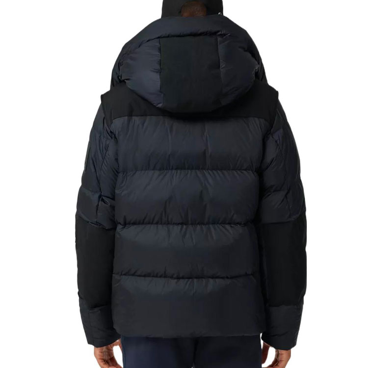 Shop Burberry FW22 海軍藍羽絨外套 可拆袖與可拆帽設計 80591401