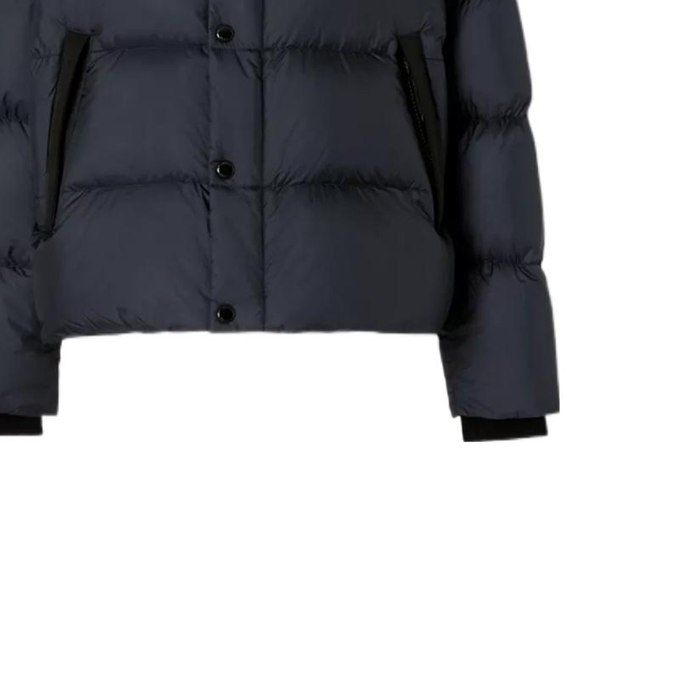 Sizing Burberry FW22 海軍藍羽絨外套 可拆袖與可拆帽設計 80591401