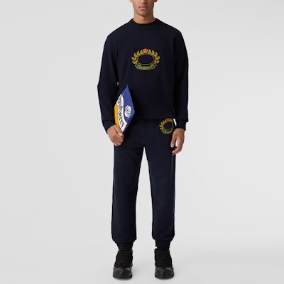 Burberry FW22 Navy Blue Logo Print Pullover Long Sleeve Sweatshirt. 80612881 Shop Burberry FW22 Navy Blue Logo Print Pullover Long Sleeve Sweatshirt. 80612881