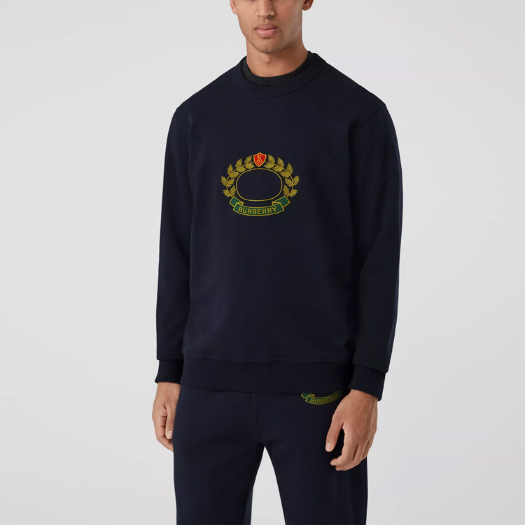 Purchase Burberry FW22  Navy Blue Logo Print Pullover Long Sleeve Sweatshirt. 80612881