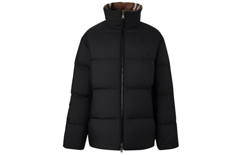 Lookbook Abrigo Burberry FW22 Reversible con Capucha y Detalles a Cuadros - Caqui. 80585461