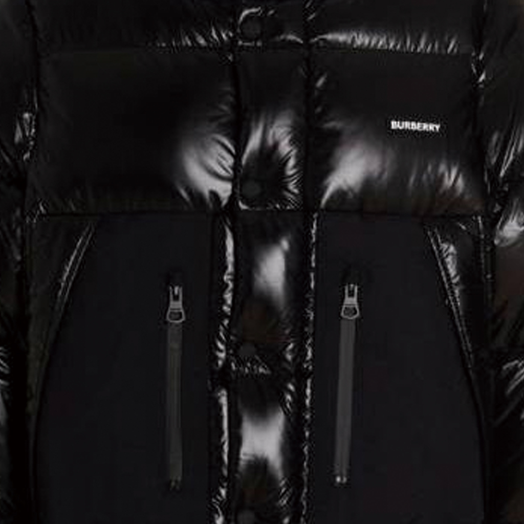 Sizing Burberry FW22 Alphabet Logo Print Hooded Down Jacket Black  Outerwear. 80606621