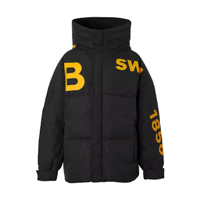 Burberry FW22 Black Quilted Hooded Down Jacket with Logo Print for Men 80608761