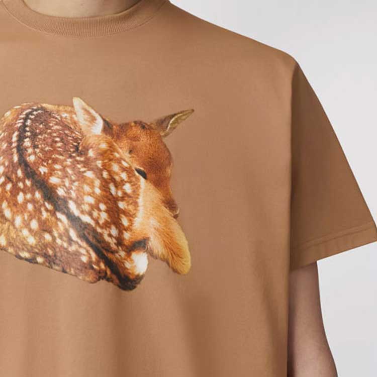 Burberry FW22 Deer Printed Casual Short Sleeve T-Shirt Khaki . 80575331 圖 7
