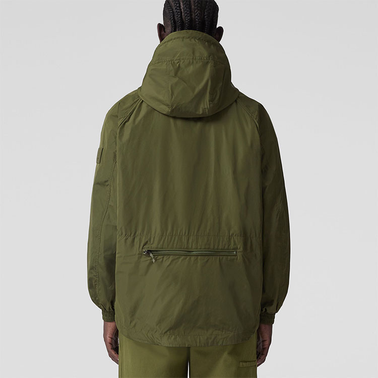 Shop Burberry FW22 Minimalist Green Hooded Jacket with Logo Detail for Men. 80559531