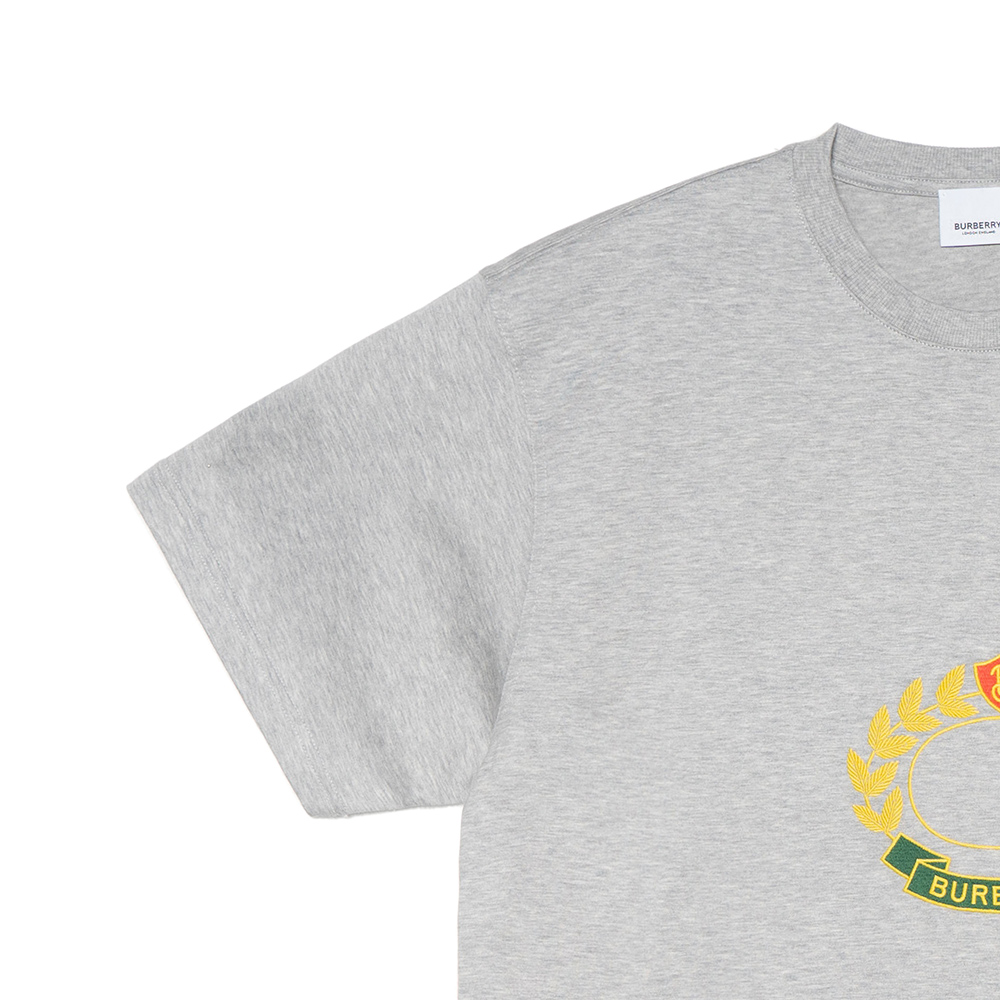 Sizing 博柏利FW22橡树叶徽标刺绣男士灰色圆领T恤。 80612911