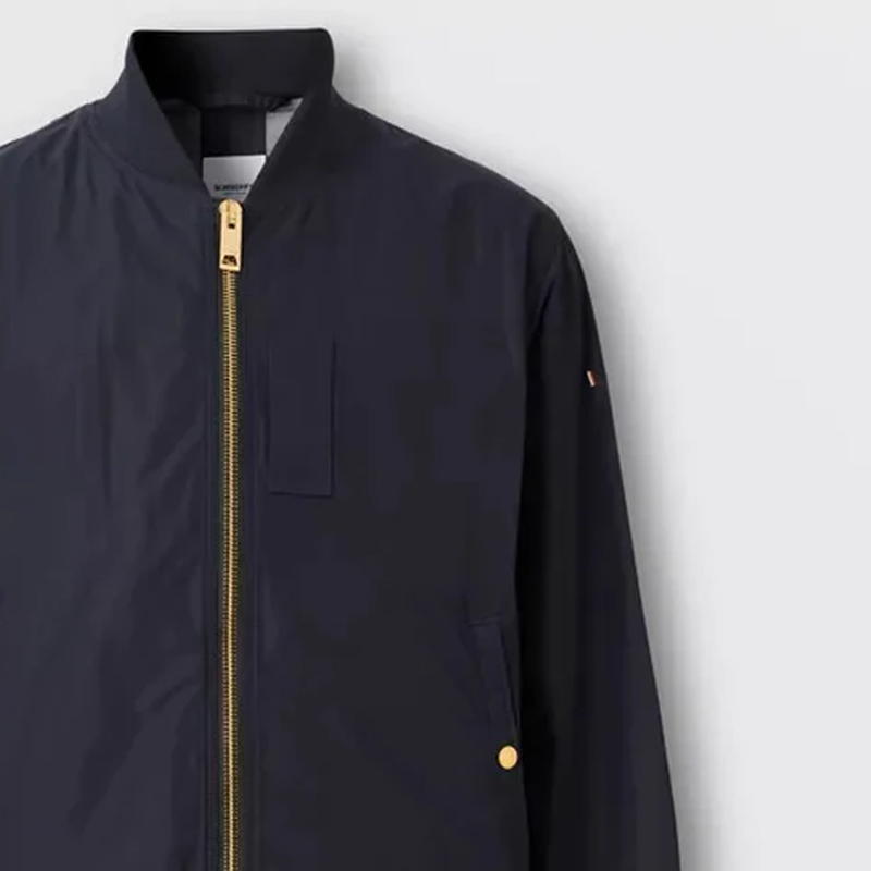 Sizing Burberry FW22 Solid Logo Collar Bomber Jacket Navy Blue  Fashion. 80616501