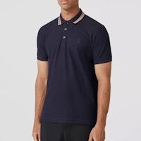 Burberry FW22 Kemeja Polo Lelaki Biru Navy Berleher Jalur Lengan Pendek. 80562221 Purchase Burberry FW22 Kemeja Polo Lelaki Biru Navy Berleher Jalur Lengan Pendek. 80562221