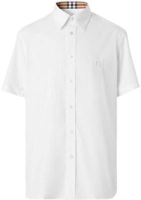 버버리 FW22 남성용 로고 자수 화이트 반팔 셔츠. 80618641 Order 버버리 FW22 남성용 로고 자수 화이트 반팔 셔츠. 80618641