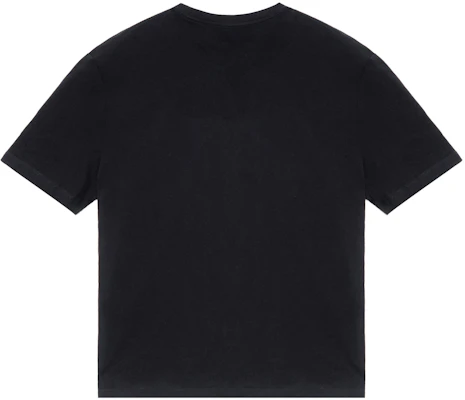 博柏利 FW23 黑色字母印花圆领短袖T恤 80727501 Lookbook 博柏利 FW23 黑色字母印花圆领短袖T恤 80727501