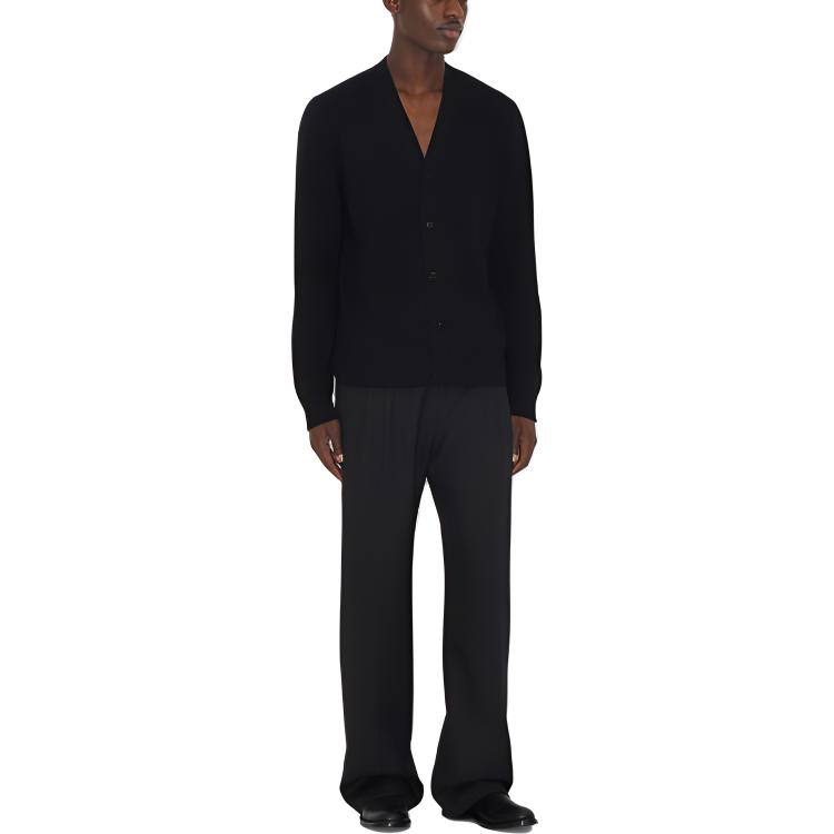 Lookbook Burberry FW23 Kardigan Hitam V-Neck Berbutang Rajutan Button-Up 80721101