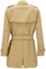 Lookbook Abrigo Corta Trench Doble Botonadura Khaki Burberry FW23. 80793901