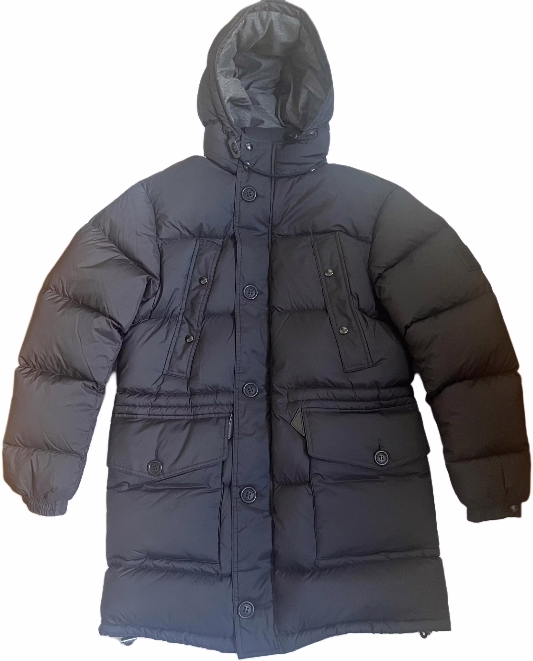 burberry-fw-23-solid-color-logo-hooded-long-sleeve-down-jacket-80685101