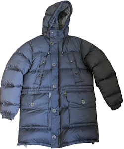 バーバリー FW23 無地 ロゴ フード付き 長袖 ダウンジャケット 80685101 Order バーバリー FW23 無地 ロゴ フード付き 長袖 ダウンジャケット 80685101