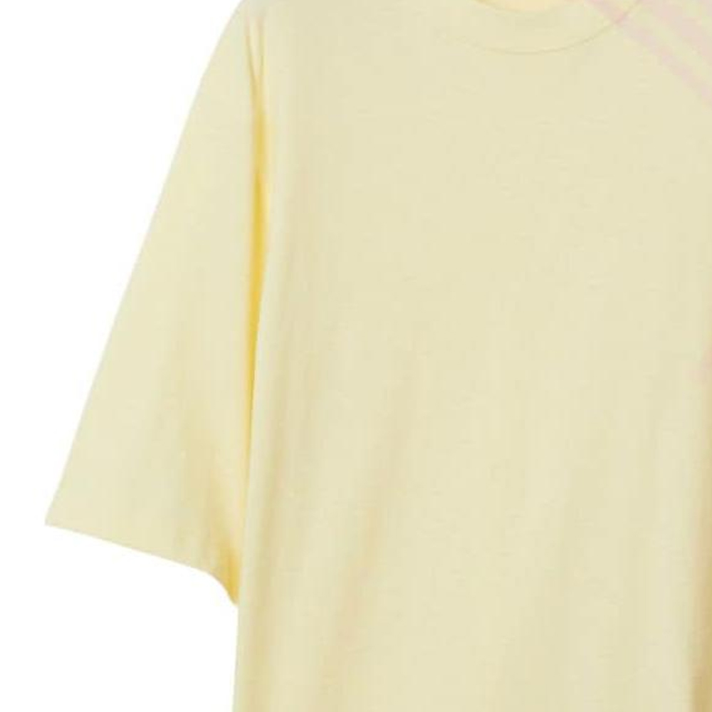 Details for Burberry FW23 Check Crewneck Short Sleeve T-Shirt Men’s Light Yellow. 80820531
