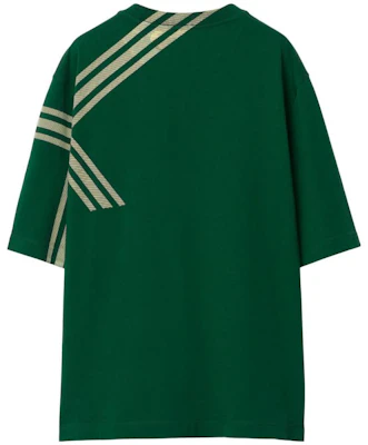 Burberry FW23 Check Print Crewneck Oversized T-Shirt - Dark Green. 80820521 Lookbook Burberry FW23 Check Print Crewneck Oversized T-Shirt - Dark Green. 80820521