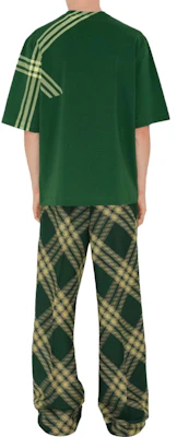 Burberry FW23 Check Print Crewneck Oversized T-Shirt - Dark Green. 80820521 Purchase Burberry FW23 Check Print Crewneck Oversized T-Shirt - Dark Green. 80820521