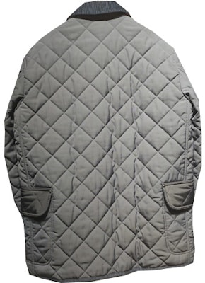 버버리 FW23 다이아몬드 퀼팅 코튼 재킷 네이비 블루 아우터웨어. 80731991 Lookbook 버버리 FW23 다이아몬드 퀼팅 코튼 재킷 네이비 블루 아우터웨어. 80731991