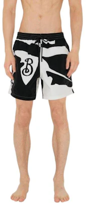 Burberry FW24 黑色中腰直筒海灘短褲附字母裝飾。 80960341 Lookbook Burberry FW24 黑色中腰直筒海灘短褲附字母裝飾。 80960341