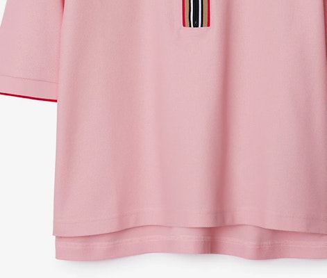 Burberry FW24 Polo Oversize Rayas Sólidas en Rosa Suave. 80844271 Shop Burberry FW24 Polo Oversize Rayas Sólidas en Rosa Suave. 80844271