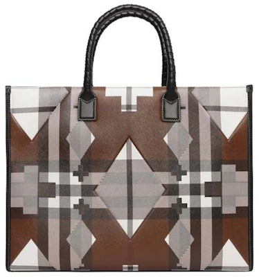 博柏利几何格纹托特包棕色 Buy 博柏利几何格纹托特包棕色