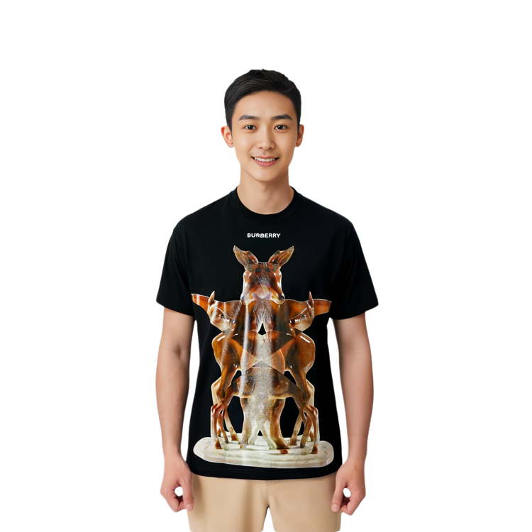 Shop Burberry Kaos Pria Hitam Graphic Print Lengan Pendek Crew Neck 8037056